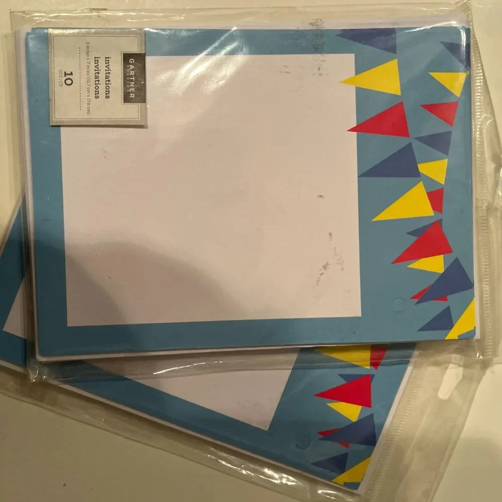 Invitations / Note Cards / Birthday Cards (2 packs by Gartner) (5X7)‎ (h/x)